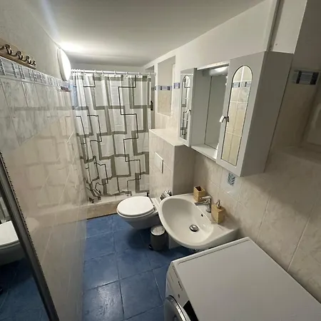 Dantea - New 2025 * Izola